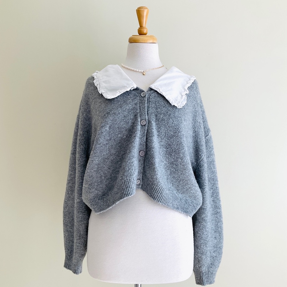 Mango Gray Button-Front Cardigan with White Peter Pan Collar Preppy! - Picture 2 of 6
